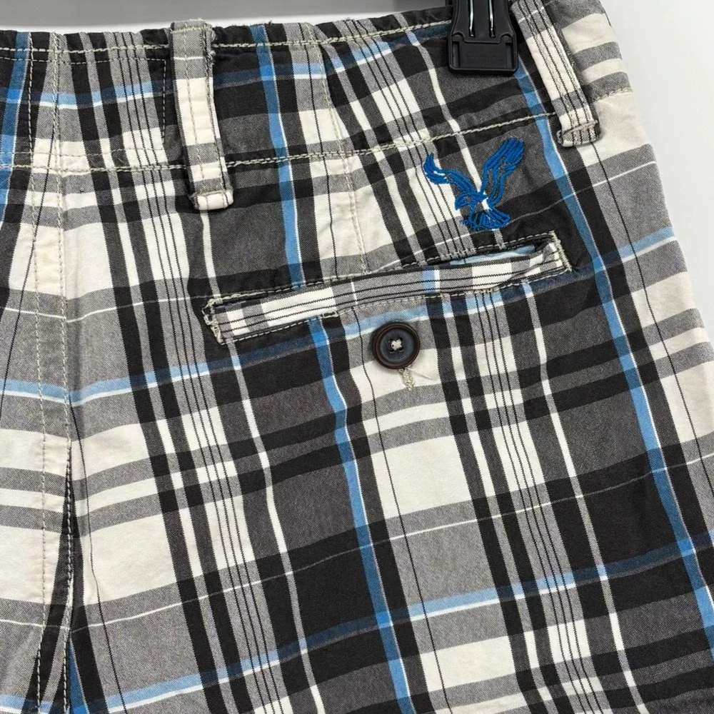 American Eagle Mens Plaid Shorts 32 Black Blue White Classic Length Cotton Y2K